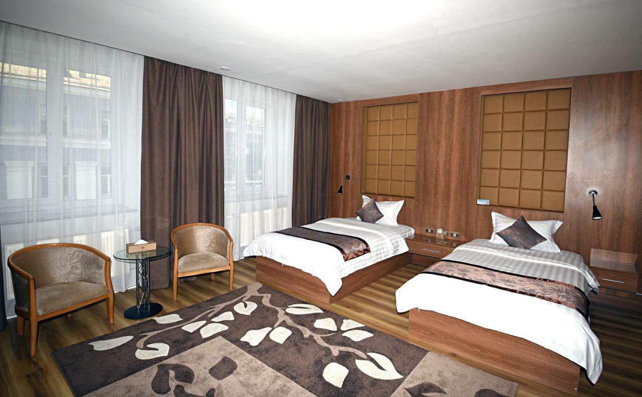 Puma Imperial Hotel Oelan-bator Buitenkant foto